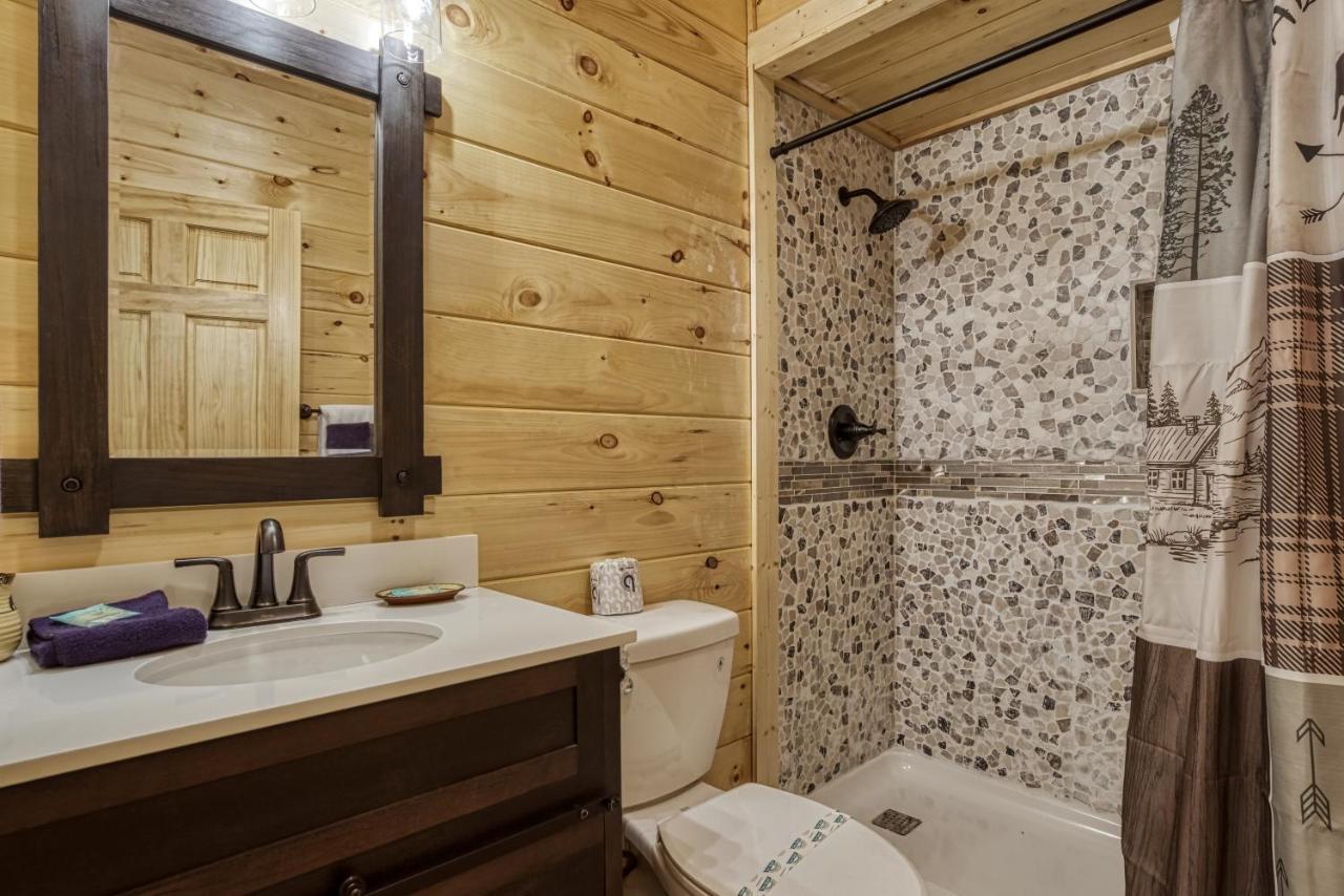 Hidden Creek, Pool Table, Hot Tub, 1089 Free Tickets Each Paid Day, Dollywood And More 蓋特林堡 外观 照片