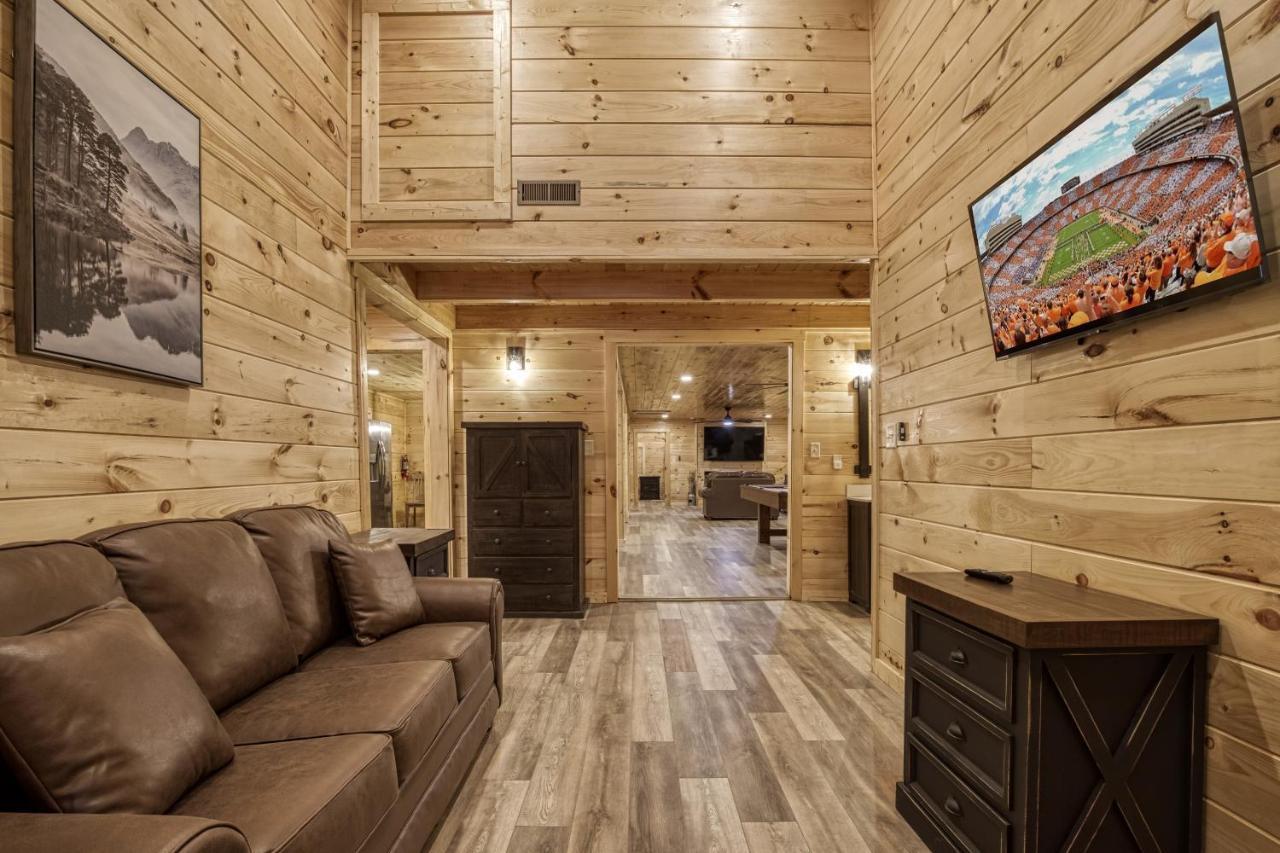 Hidden Creek, Pool Table, Hot Tub, 1089 Free Tickets Each Paid Day, Dollywood And More 蓋特林堡 外观 照片